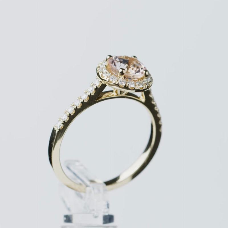 14 Karat Guld Ring Fra Henrik ørsnes Design Med Morganit Og Diamanter 033 Carat Twsi